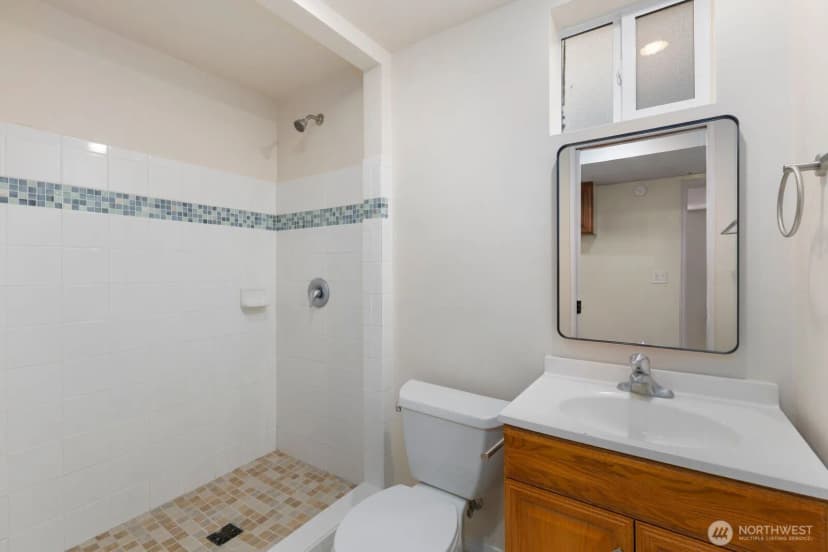 Property photo for 3318 20th Avenue S, Seattle photo 28