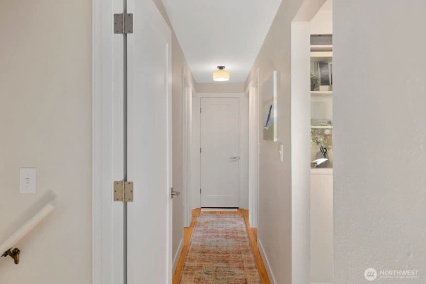 Property photo for 3318 20th Avenue S, Seattle photo 13