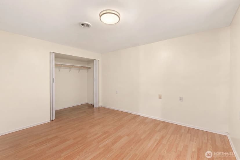 Property photo for 3318 20th Avenue S, Seattle photo 22