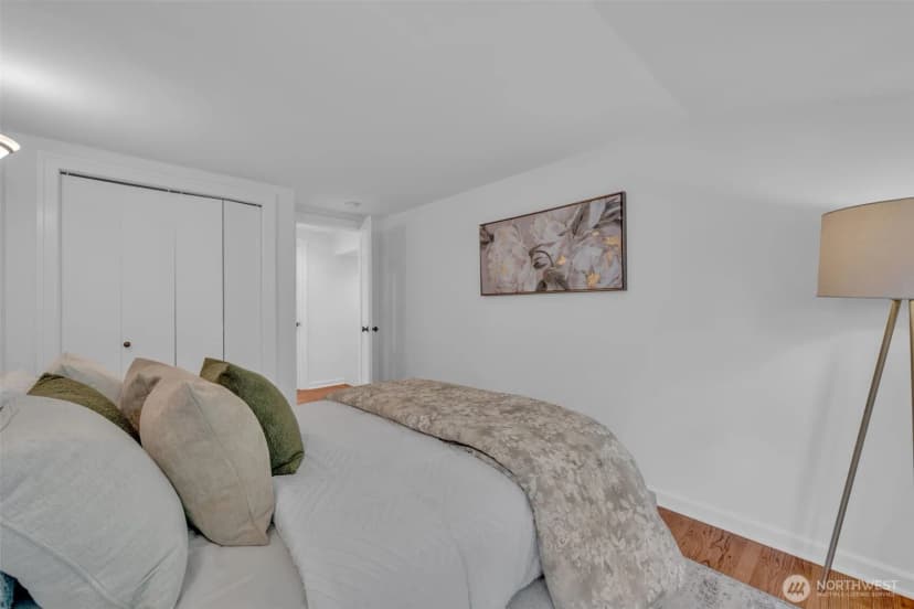 Property photo for 2315 B Franklin Avenue E #b, Seattle photo 28