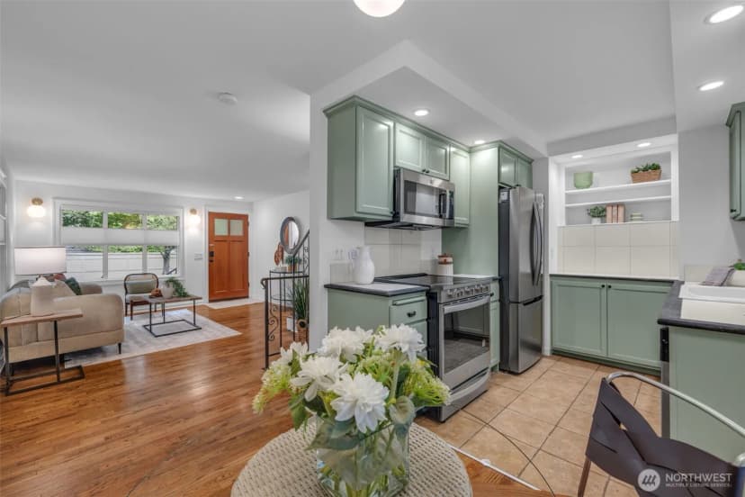 Property photo for 2315 B Franklin Avenue E #b, Seattle photo 7