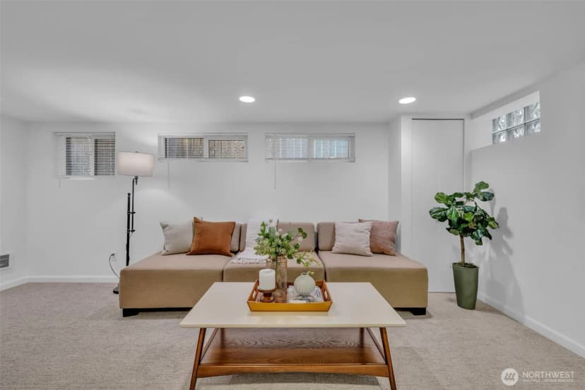 Property photo for 2315 B Franklin Avenue E #b, Seattle photo 20