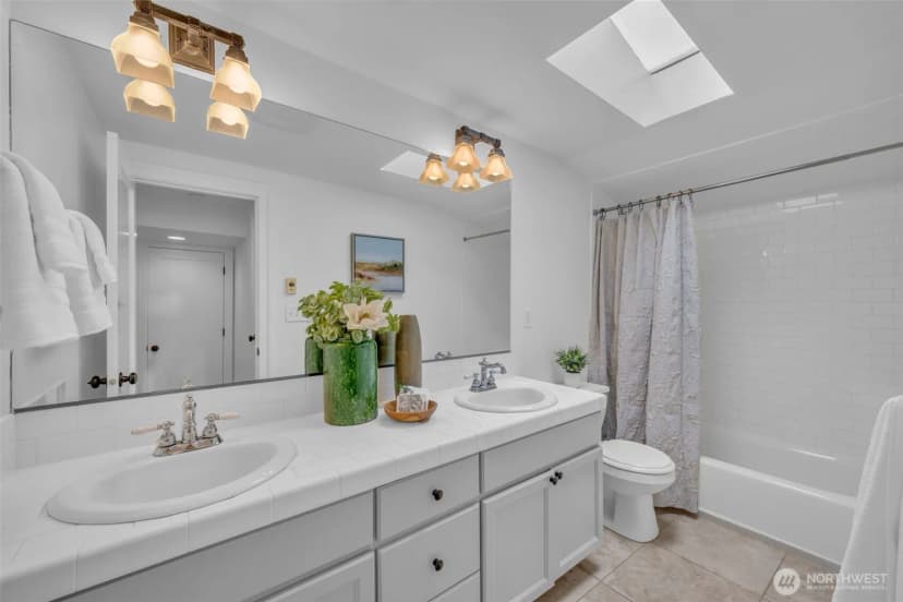 Property photo for 2315 B Franklin Avenue E #b, Seattle photo 29