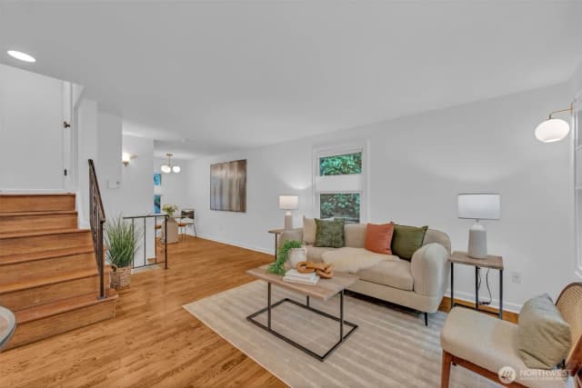 Property photo for 2315 B Franklin Avenue E #b, Seattle photo 3