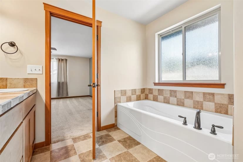 Property photo for 18915 42nd Drive Ne, Arlington photo 18
