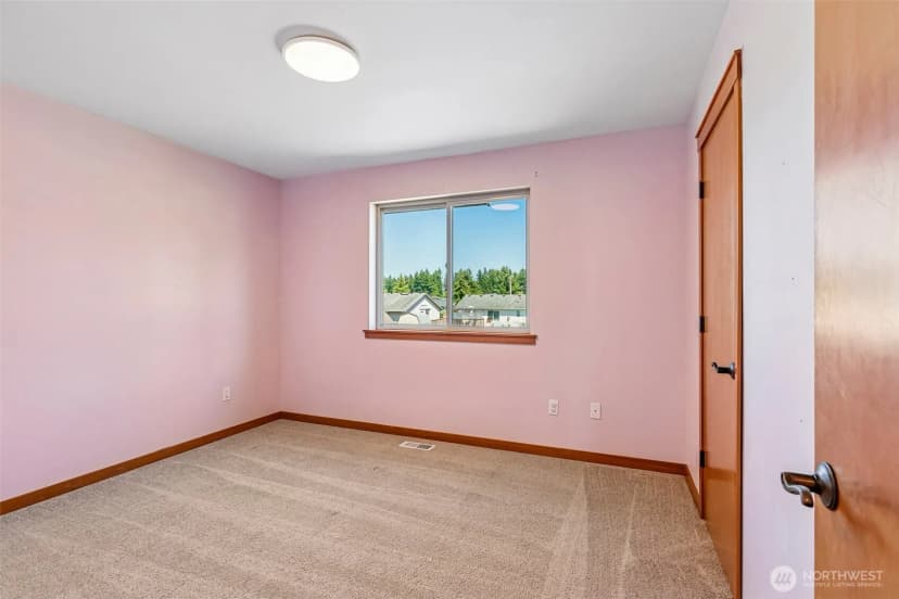 Property photo for 18915 42nd Drive Ne, Arlington photo 23