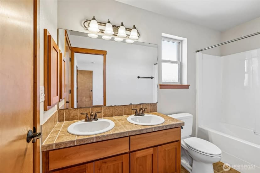 Property photo for 18915 42nd Drive Ne, Arlington photo 20