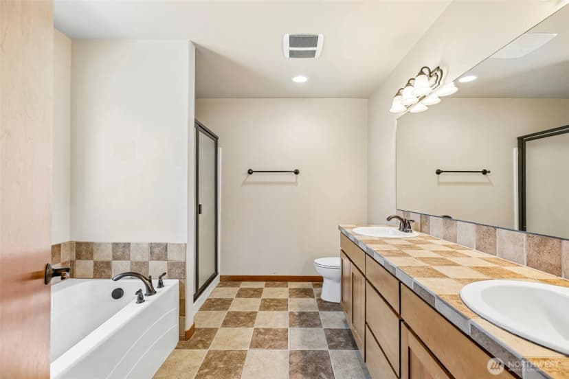 Property photo for 18915 42nd Drive Ne, Arlington photo 16