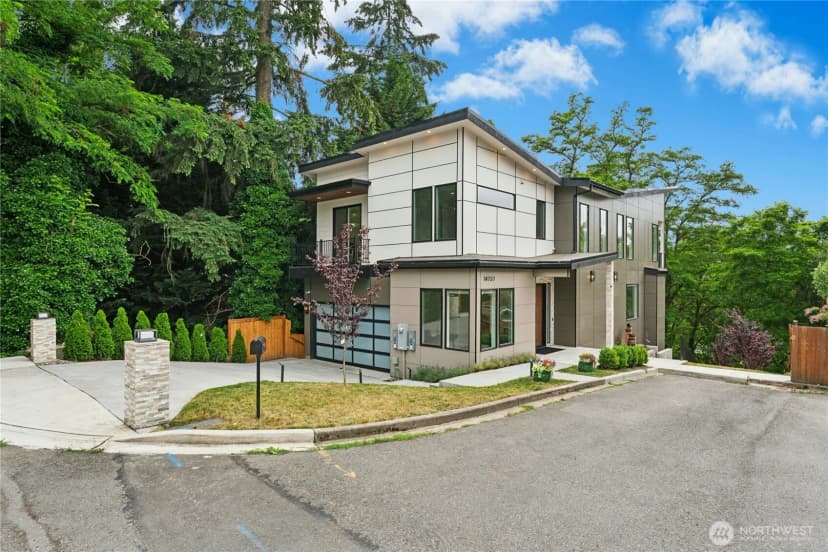 Property photo for 14737 56th Avenue S, Tukwila photo 29