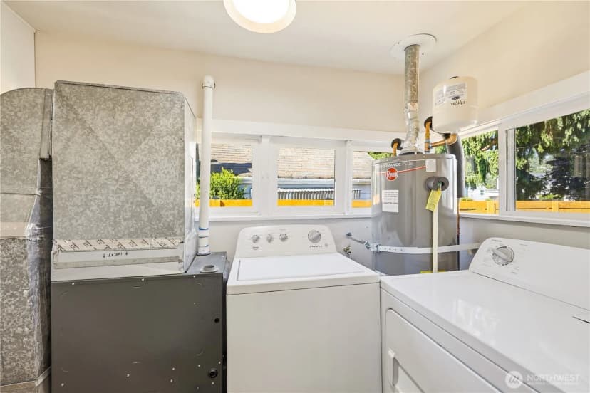 Property photo for 12215 44th Avenue S, Tukwila photo 19