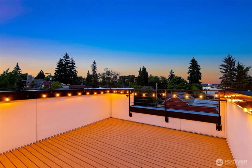 Property photo for 3551 Wallingford Avenue N, Seattle photo 18
