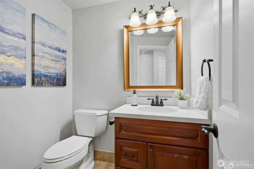 Property photo for 12708 Ne 97th Place, Kirkland photo 14