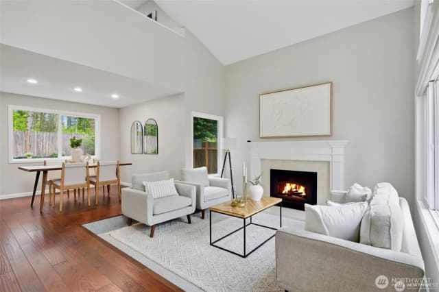 Property photo for 12708 Ne 97th Place, Kirkland photo 4