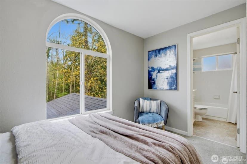 Property photo for 12708 Ne 97th Place, Kirkland photo 22