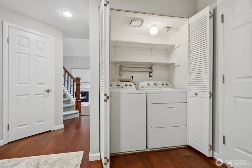 Property photo for 12708 Ne 97th Place, Kirkland photo 26