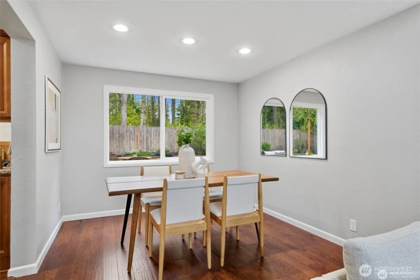 Property photo for 12708 Ne 97th Place, Kirkland photo 8