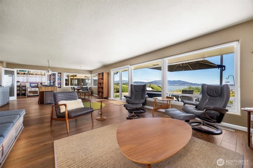 Property photo for 3919 Cliffside Drive, Bellingham