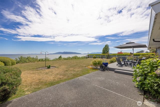 Property photo for 3919 Cliffside Drive, Bellingham photo 5