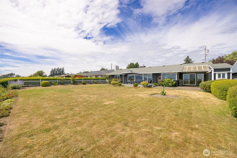 Property photo for 3919 Cliffside Drive, Bellingham photo 13