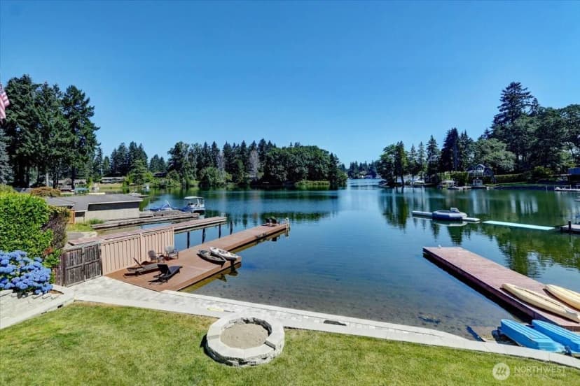 Property photo for 10837 Evergreen Terrace Sw, Lakewood photo 17