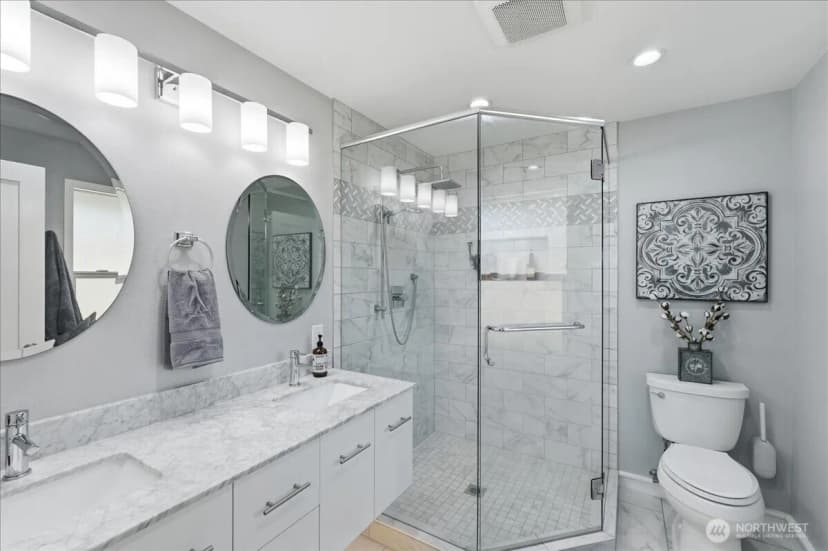 Property photo for 10837 Evergreen Terrace Sw, Lakewood photo 20