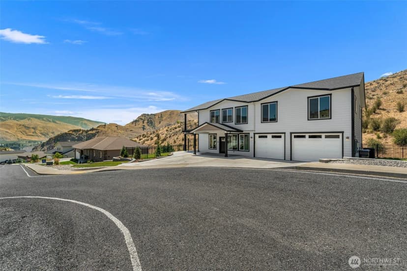 Property photo for 9971 Saska Way, Entiat