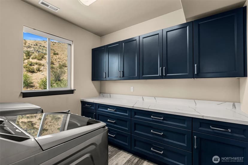 Property photo for 9971 Saska Way, Entiat photo 11