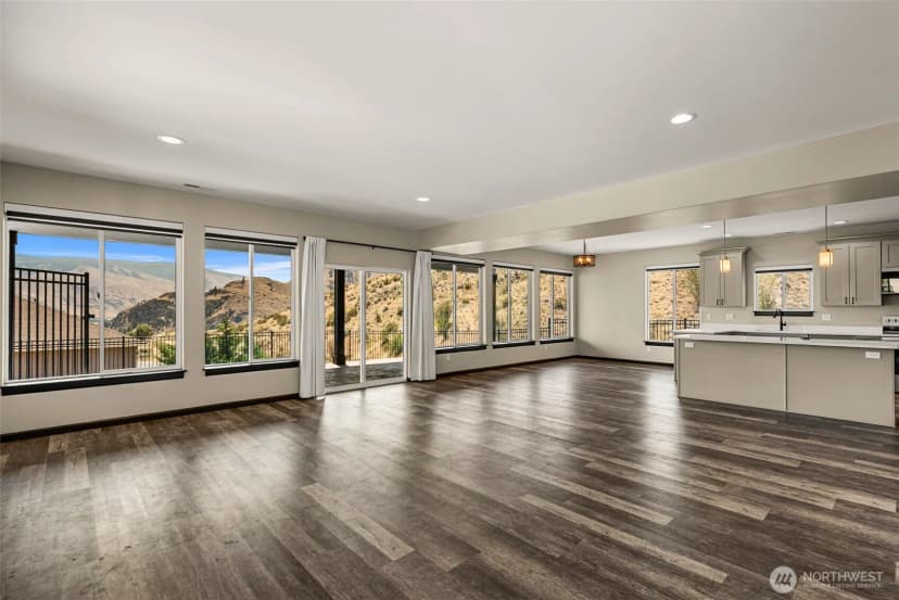 Property photo for 9971 Saska Way, Entiat photo 5