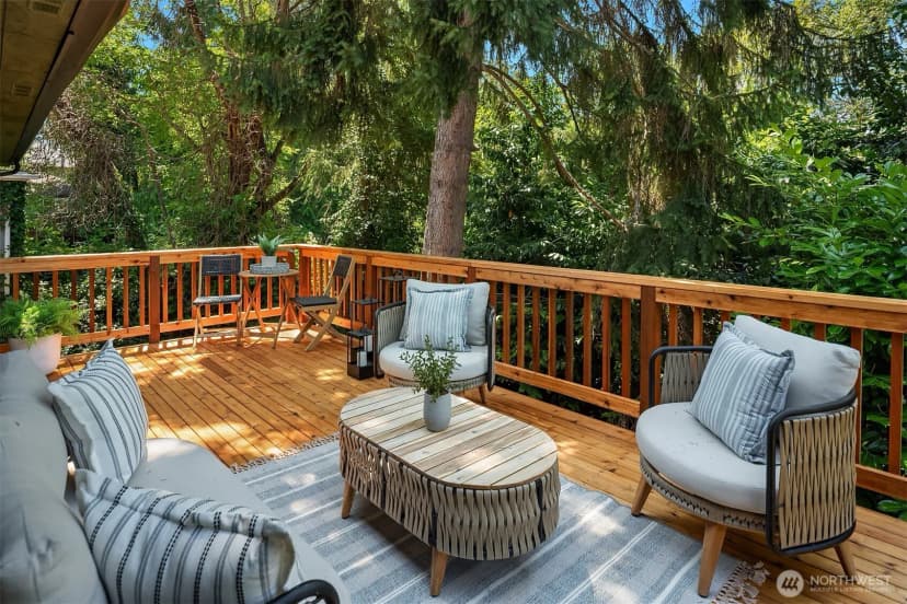 Property photo for 6359 18th Avenue Sw, Seattle photo 14