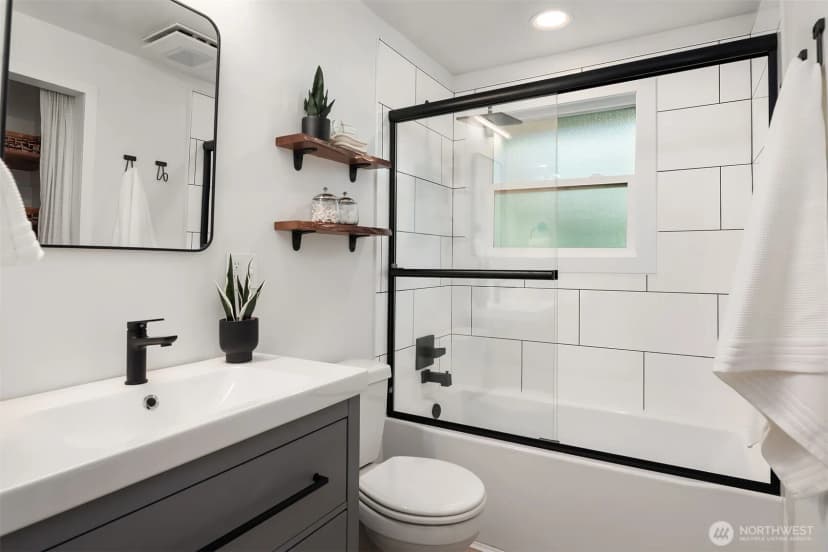 Property photo for 6359 18th Avenue Sw, Seattle photo 18