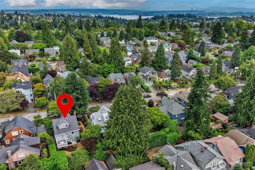 Property photo for 6249 30th Avenue Ne, Seattle photo 32