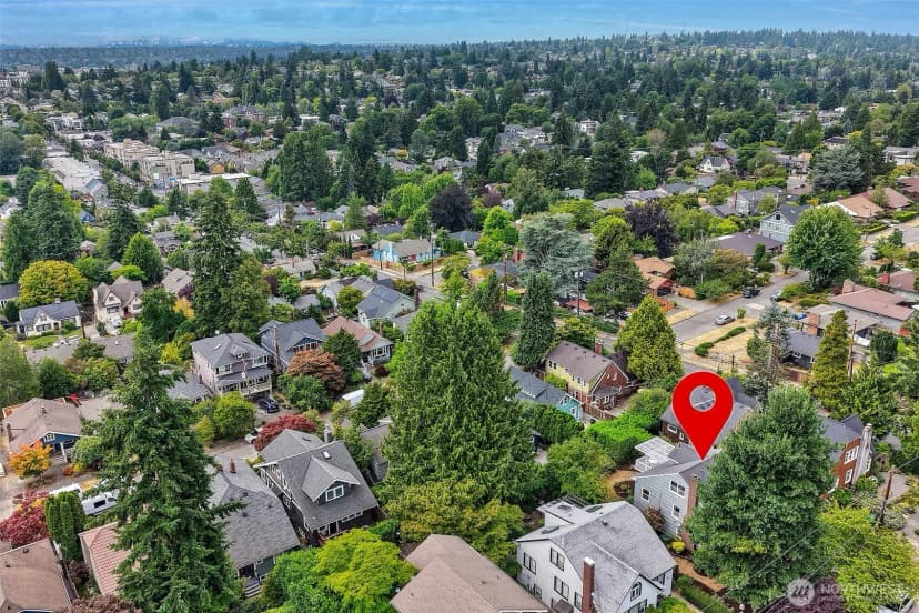 Property photo for 6249 30th Avenue Ne, Seattle photo 36