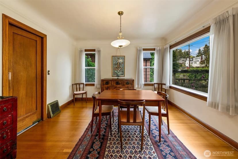 Property photo for 6249 30th Avenue Ne, Seattle photo 6