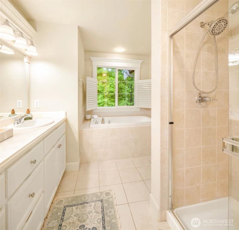 Property photo for 16631 Se 171st Place, Renton photo 12