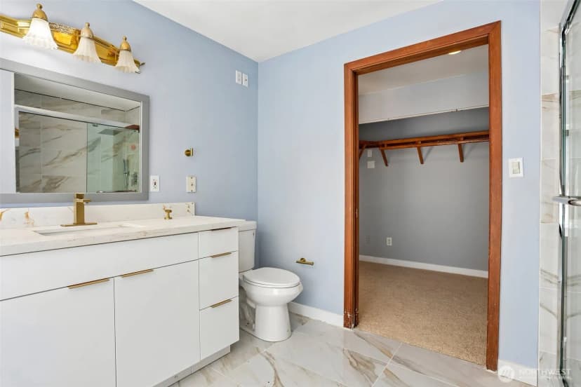Property photo for 16220 Ambaum Boulevard S, Burien photo 21