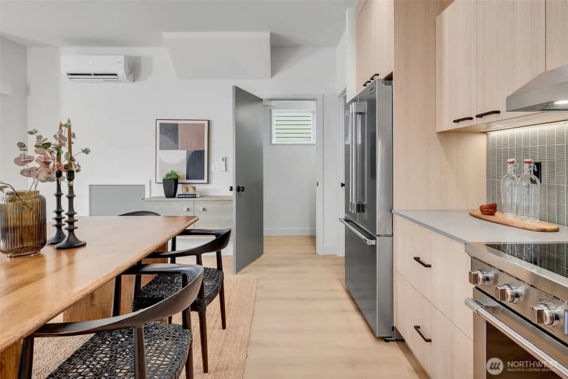 Property photo for 4405 S Holly Street, Seattle photo 14