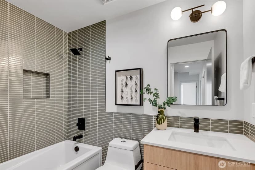 Property photo for 4405 S Holly Street, Seattle photo 26