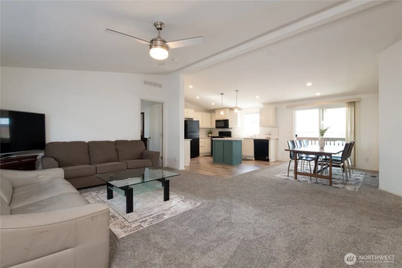 Property photo for 23708 Locust Way #64, Bothell photo 4
