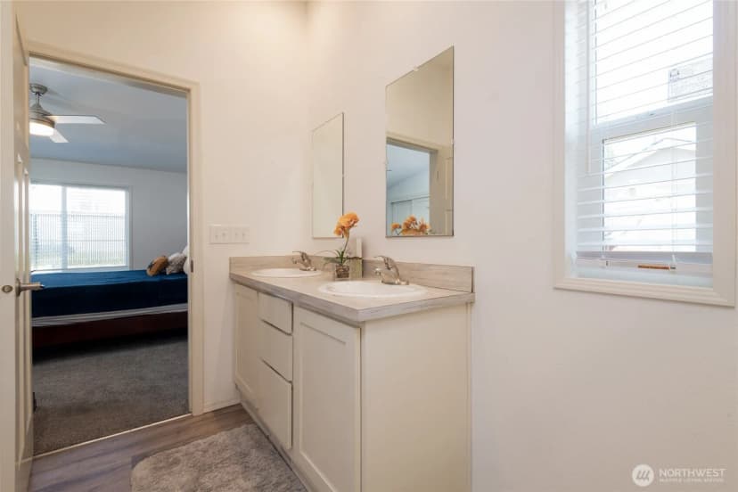 Property photo for 23708 Locust Way #64, Bothell photo 13