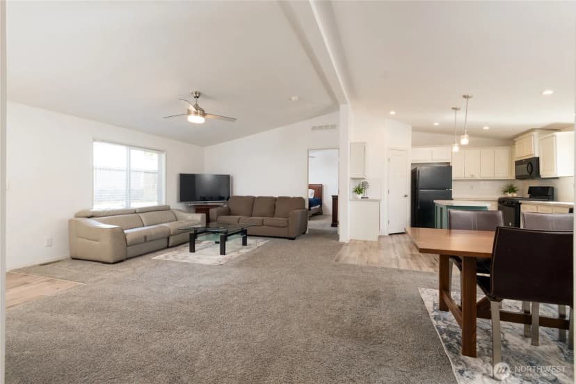 Property photo for 23708 Locust Way #64, Bothell photo 9