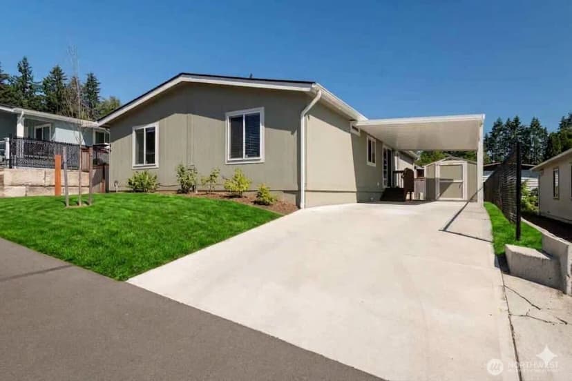 Property photo for 23708 Locust Way #64, Bothell photo 22