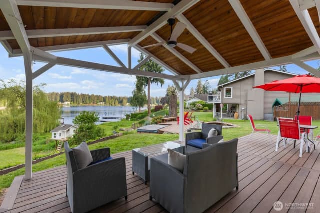 Property photo for 17800 185th Avenue Ne, Woodinville photo 3