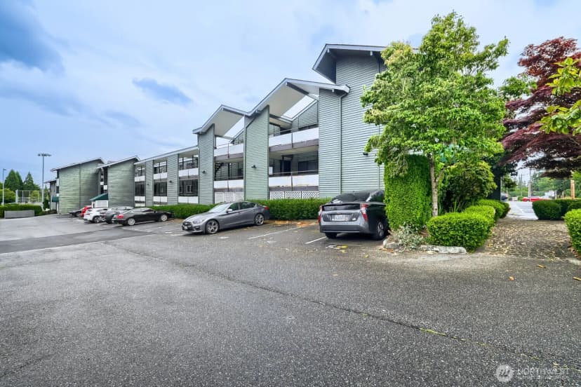 Property photo for 7924 212th Street Sw #107, Edmonds photo 2