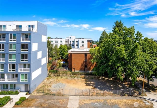 Property photo for 1103 Nw Market Street, Seattle