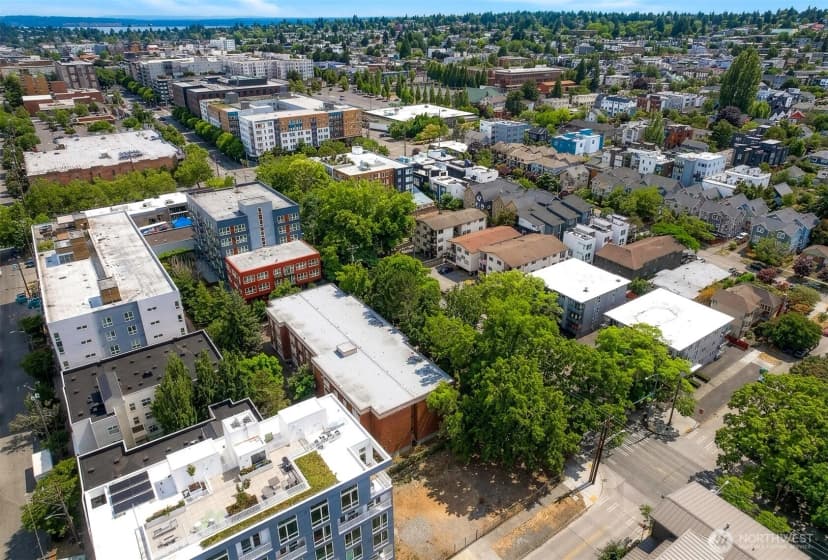 Property photo for 1103 Nw Market Street, Seattle photo 15