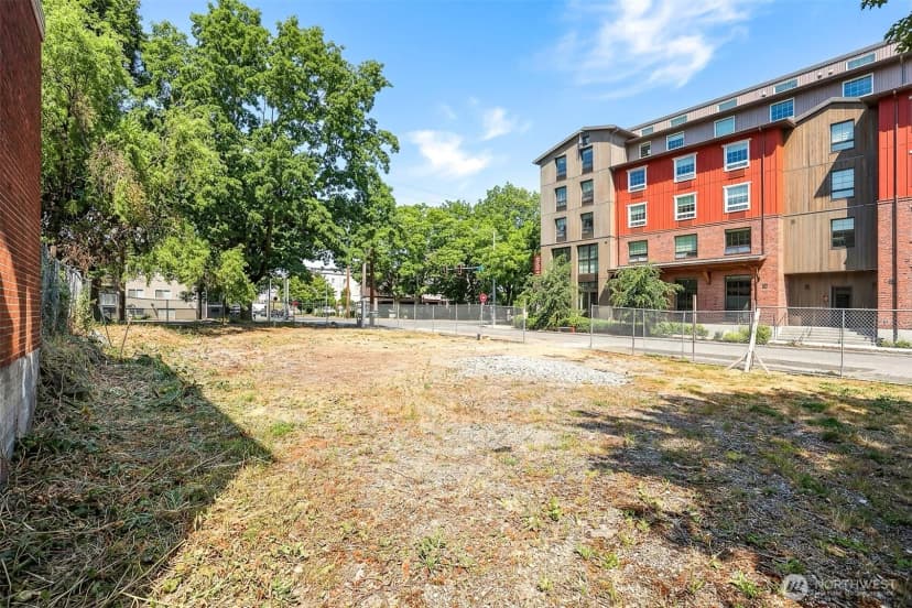 Property photo for 1103 Nw Market Street, Seattle photo 7
