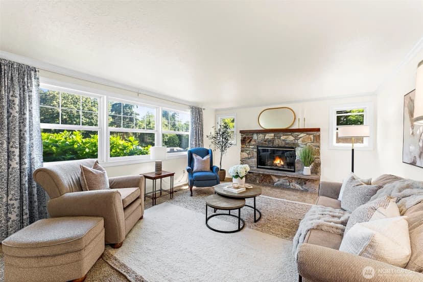 Property photo for 2019 Sw 317th Place, Federal Way photo 3