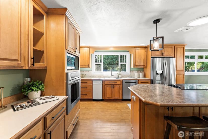 Property photo for 2019 Sw 317th Place, Federal Way photo 18