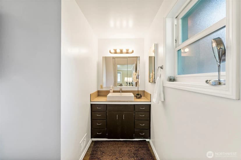 Property photo for 2019 Sw 317th Place, Federal Way photo 13