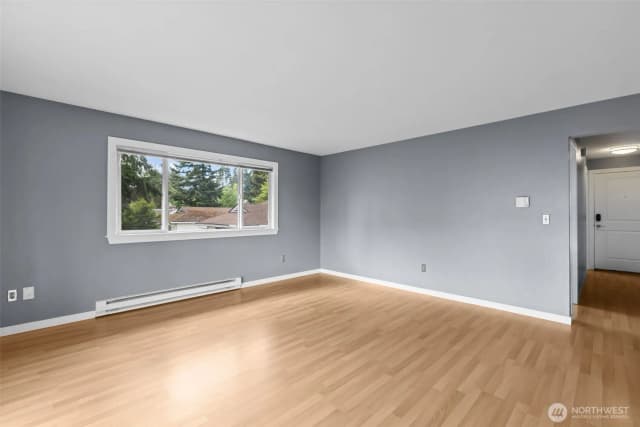 Property photo for 845 Ne 125th Street #404, Seattle photo 5